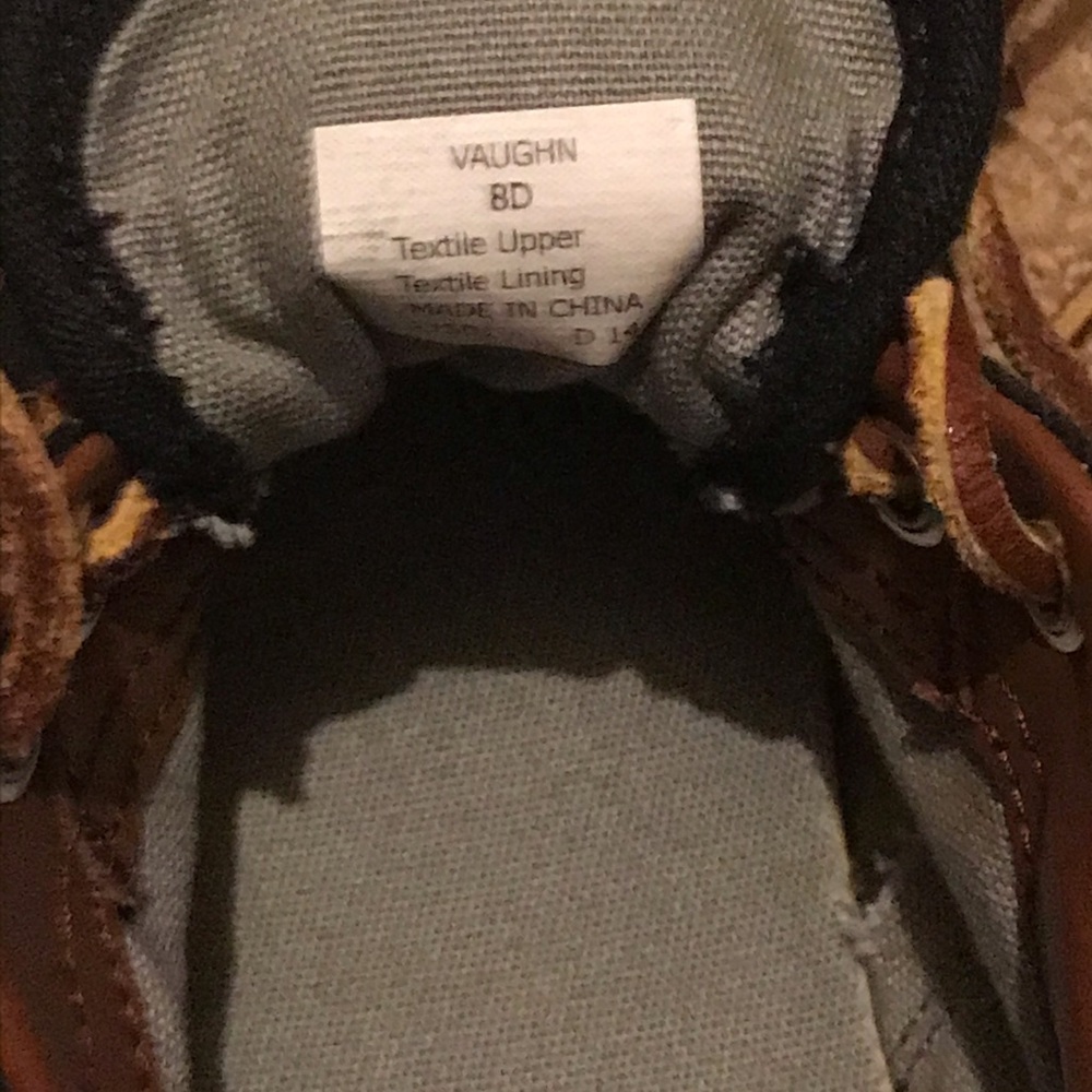 Men’s size 8D polo tennis shoes - Picture 3 of 3